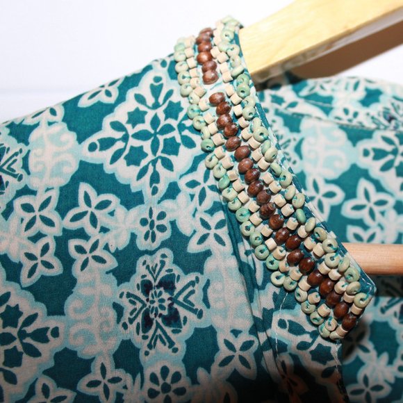 SALE: Vintage Talbots Beaded Collar Button-up 3/4 Sleeve, XL Turquoise/Lt. Blue - Picture 4 of 11